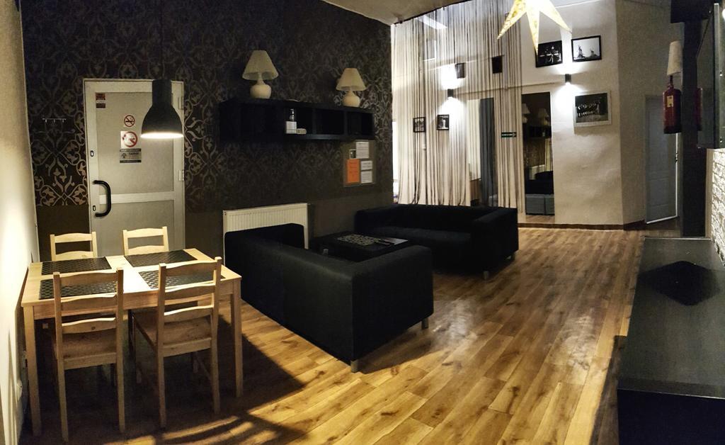 Hostel Orange Plus Torun Exterior photo